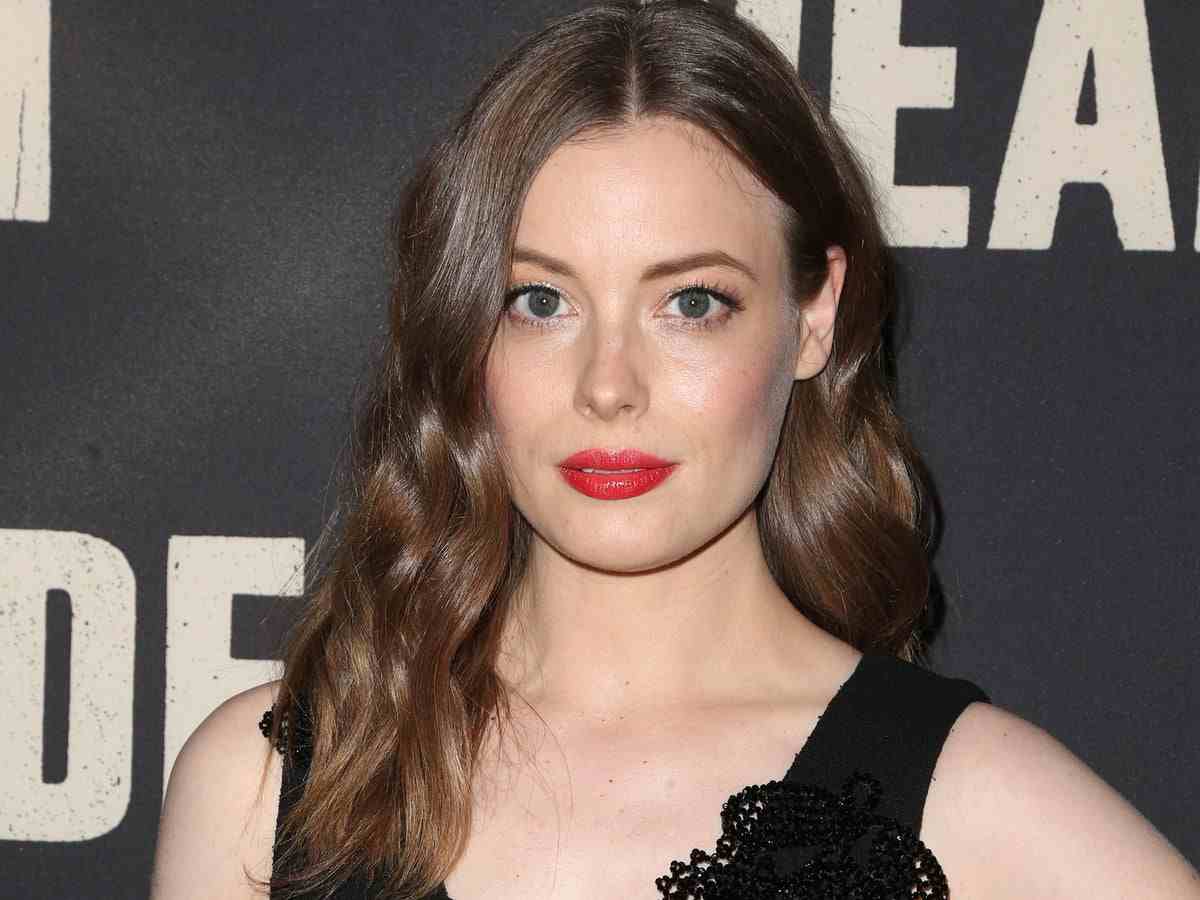 Who is Gillian Jacobs Husband/Boyfriend? Net Worth, Height, Age - Famous Celebrities