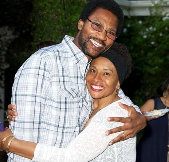 Jennifer Lewis looking happy with her husband, Arnold Byrd