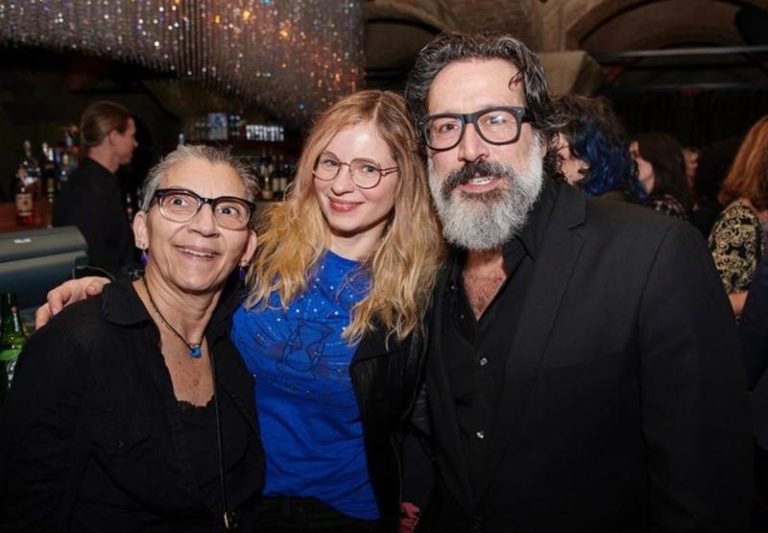 Joseph Sikora Still married to Wife Tania Ribalow Sikora? - Famous Celebrities